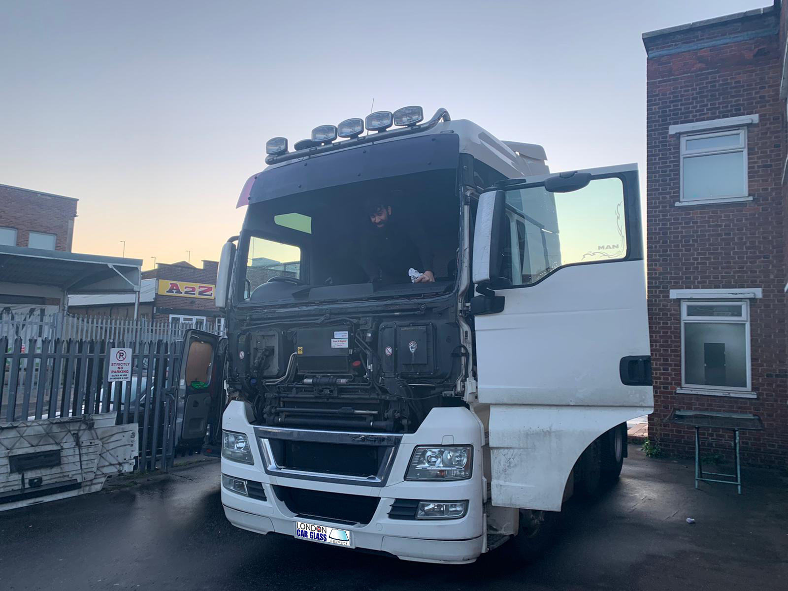 Gallery London Car Glass Service